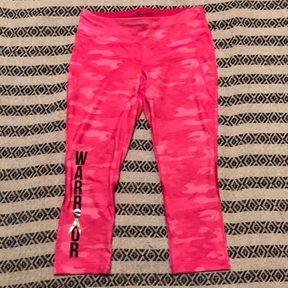 Ideology Pink Camo Breast Cancer Crop Leggings SzS - Picture 2 of 10